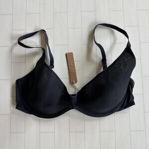NWT SKIMS Weight Less Scoop Bra - 36C